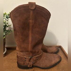 FRYE Wyatt Harness Tall Size 6 Women’s Nubuck Leather Boots